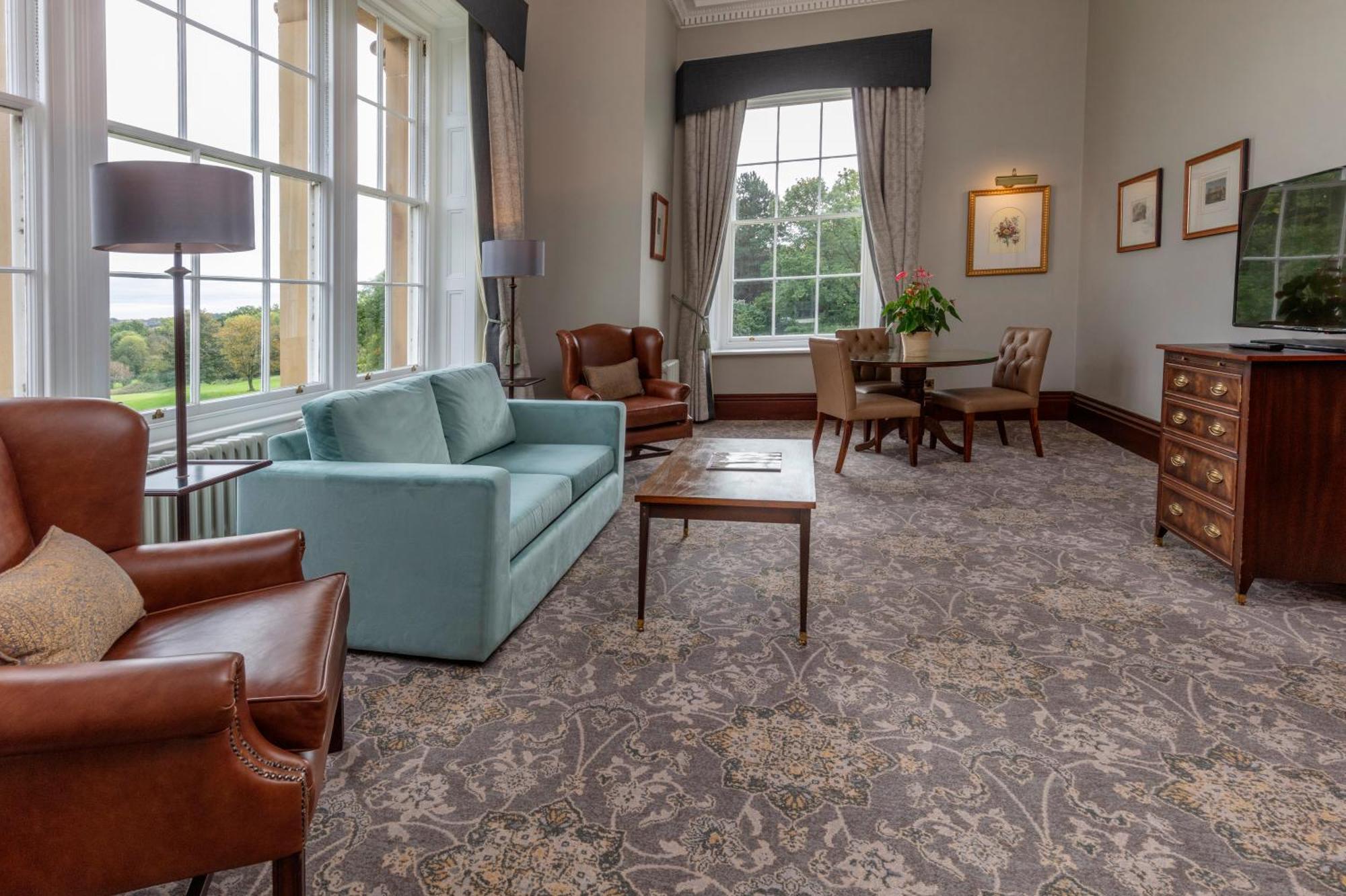 Oulton Hall Hotel, Spa & Golf 4*